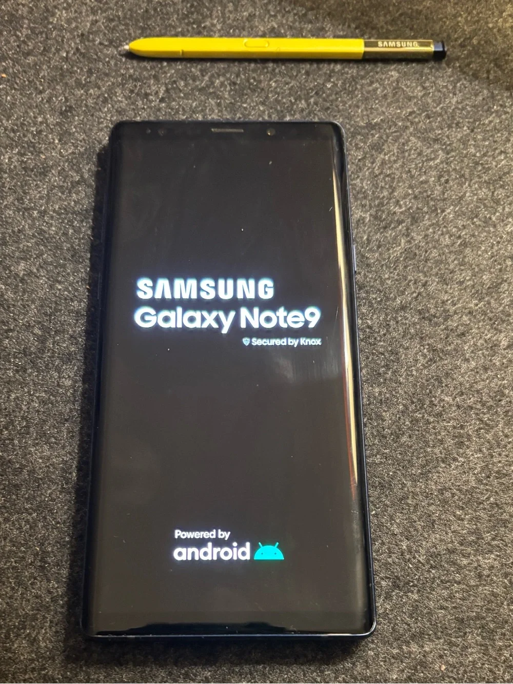 Samsung Galaxy Note 9 + Galaxy Watch Active2 44mm LTE + 35W Dual Charger Bundle